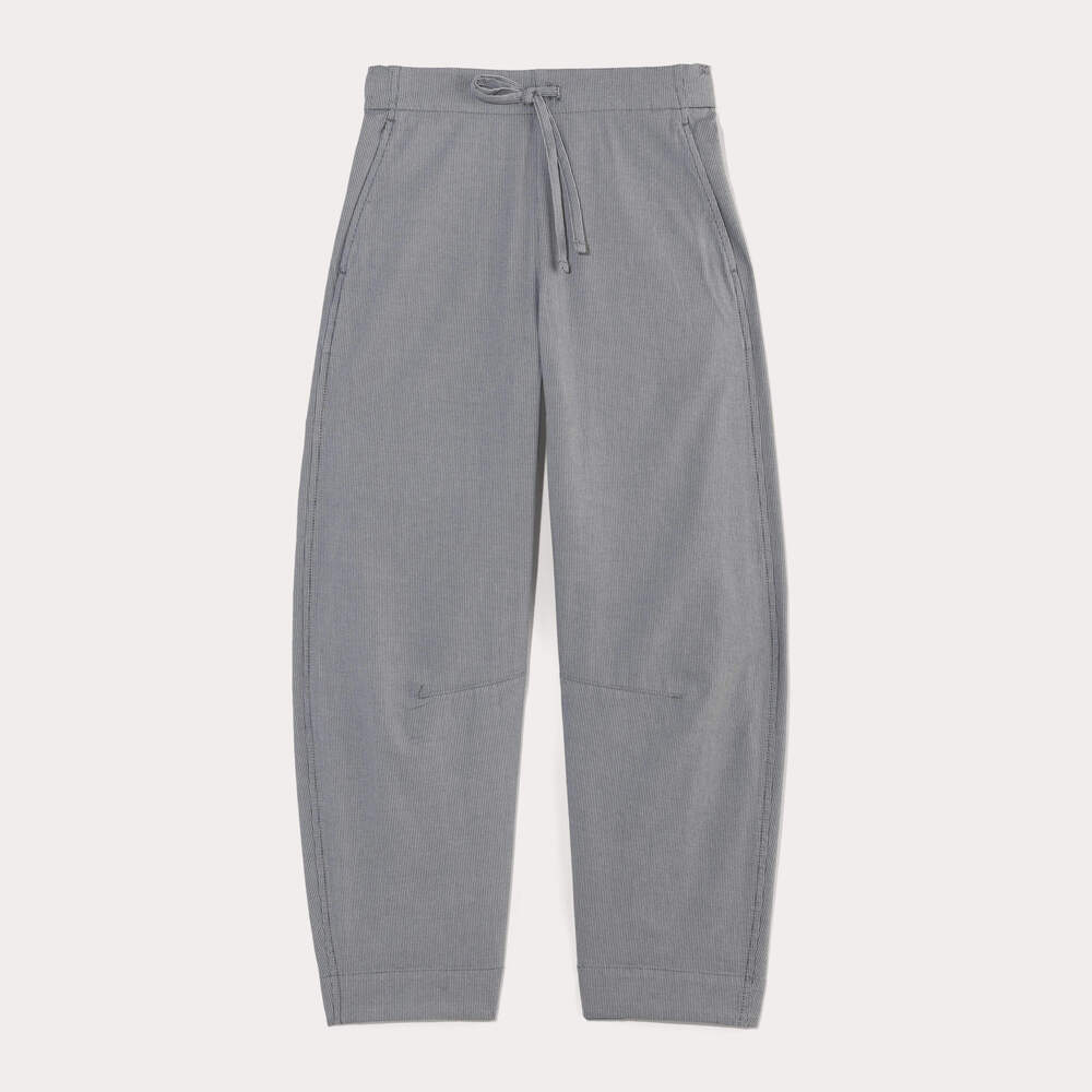 Everlane Women's Easy Barrel Pant in Dark Denim Pinstripe, Size Small